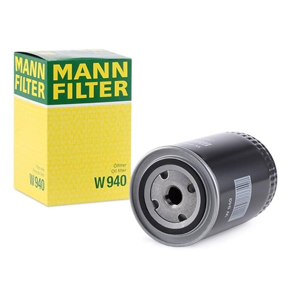 Mann Filter oil filter and packaging on a white background